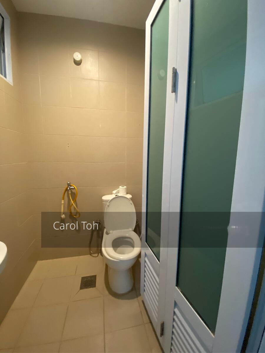 Jalan Pari Burong (D16), Semi-Detached #355653501